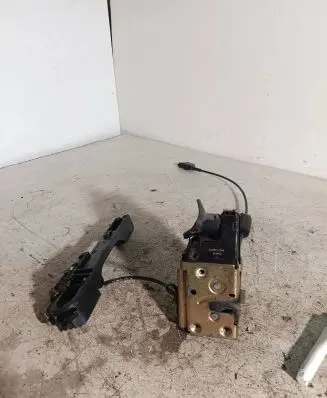Front door lock