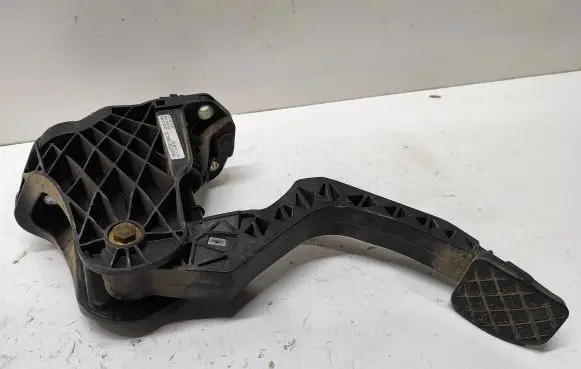 Clutch pedal