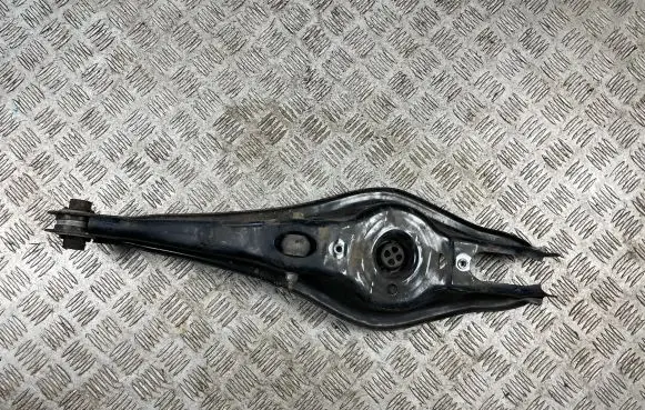 Volkswagen Golf VIII Rear upper control arm/wishbone 5WA505311A