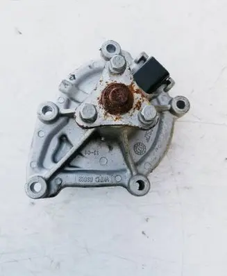 Peugeot 207 Water pump VKPC83812