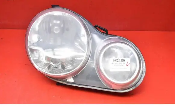 Volkswagen Polo Headlight/headlamp 