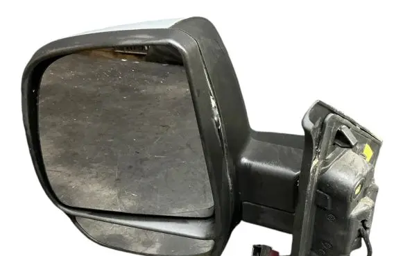 Opel Combo D Front door electric wing mirror 026286