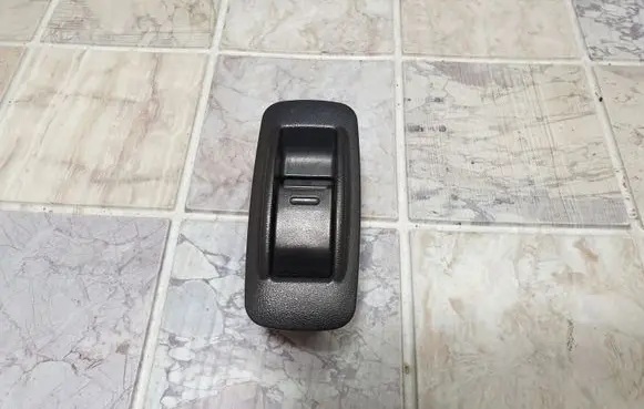 Toyota RAV 4 (XA20) Electric window control switch