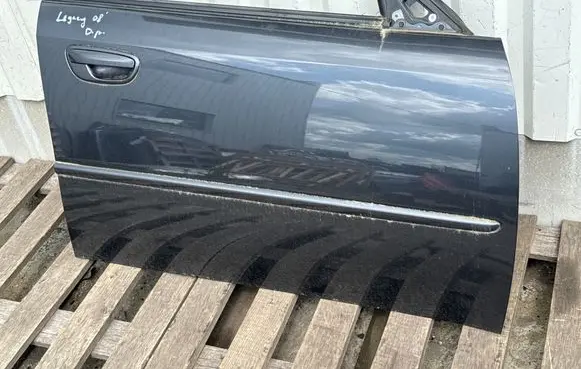 Subaru Legacy Front door