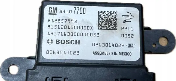 Cadillac Escalade IV Parking PDC control unit/module GM84107700