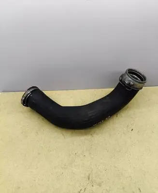 Mercedes-Benz ML W164 Intercooler hose/pipe 1645281582