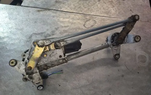 Honda Accord Front wiper linkage and motor