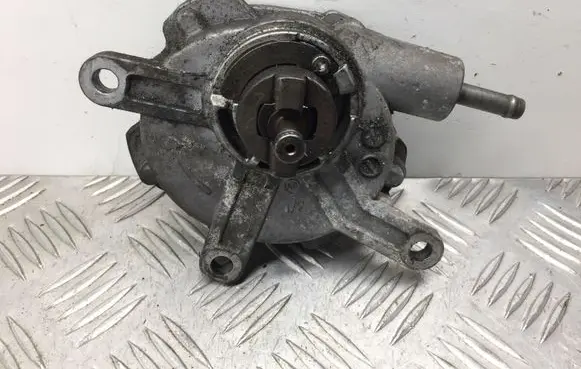 Lexus IS 220D-250-350 Vacuum pump