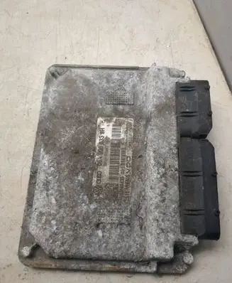 Audi A3 S3 8P Engine control unit/module 06A906033EH 5wp40435