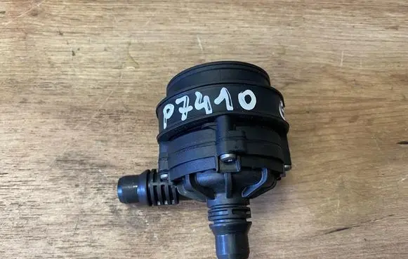 BMW 5 G30 G31 G38 Electric auxiliary coolant/water pump 8651287