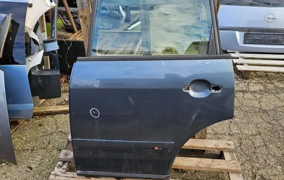 Audi A2 Rear door 8Z0833511