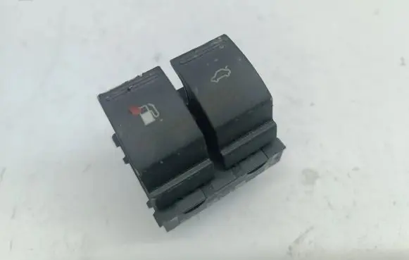Volkswagen Touareg I Fuel tank opening switch 1K0959903