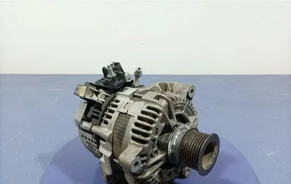 BMW X7 G07 Generator/alternator 8490439