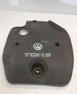 Volkswagen PASSAT B5.5 Engine cover (trim) 038103925E 038103925F