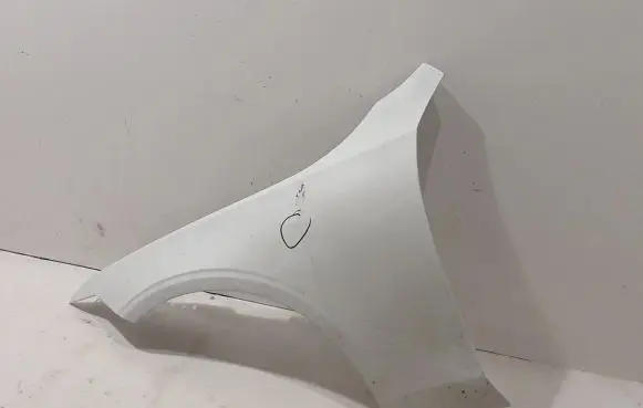 Volvo S90, V90 Fender 31651912