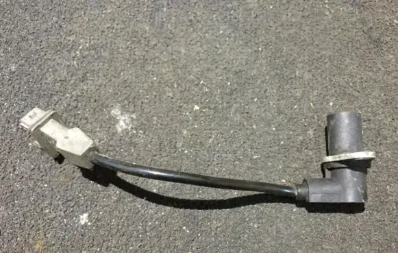 Camshaft position sensor