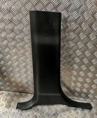 Cadillac Escalade IV (A) pillar trim 7048011933160 MAC06768