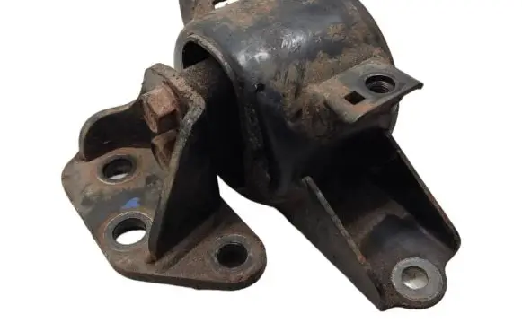 KIA Venga Gearbox mount 218321K000