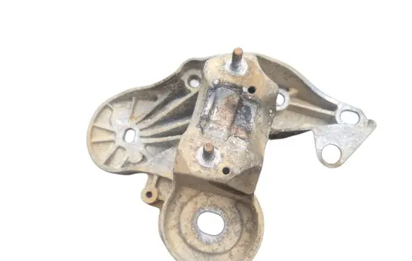 Audi A6 S6 C6 4F Engine mounting bracket 4F0199351S