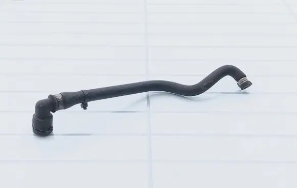BMW 7 E65 E66 Engine coolant pipe/hose