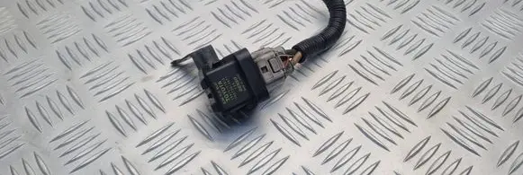 Lexus IS 220D-250-350 Glow plug pre-heat relay 2861067010 1567000671