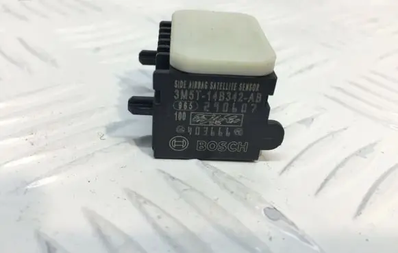 Ford Mondeo MK IV Airbag deployment crash/impact sensor 3M5T14B342AB
