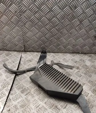 Volvo XC70 Sound amplifier 