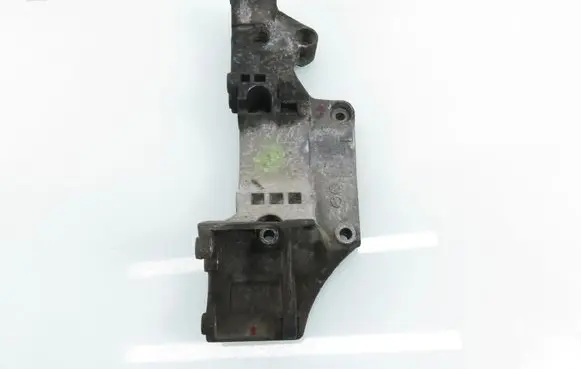 Volkswagen Caddy Generator/alternator bracket 045903143F