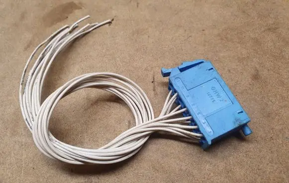Volkswagen PASSAT B3 Other relay 357919971D