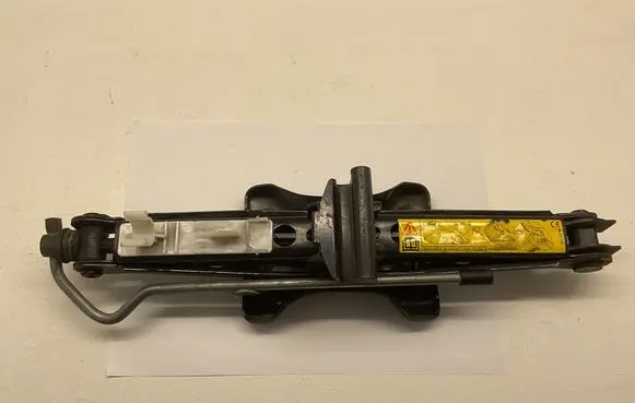 Ford Mondeo Mk III Lift Jack 1S7A17080AD