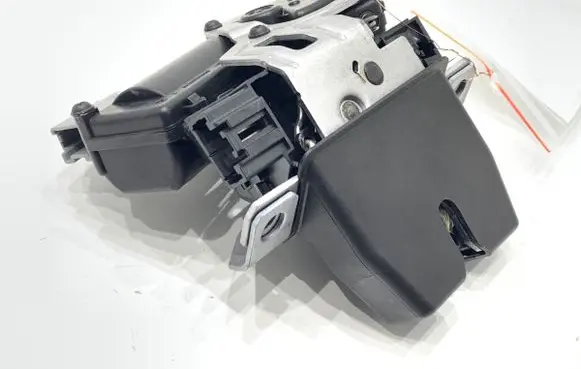 Ford Mondeo MK V Tailgate exterior lock DS7A-N442A66-BD