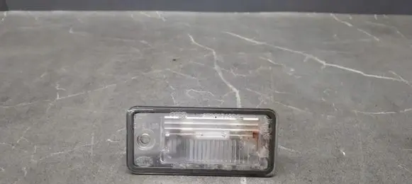 Audi A6 S6 C6 4F Number plate light 8e0807430a