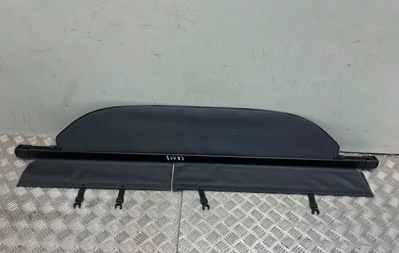 Toyota RAV 4 (XA40) Parcel shelf load cover