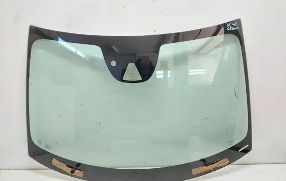 Volvo XC40 Front windscreen/windshield window VOLXC40SZY7102850