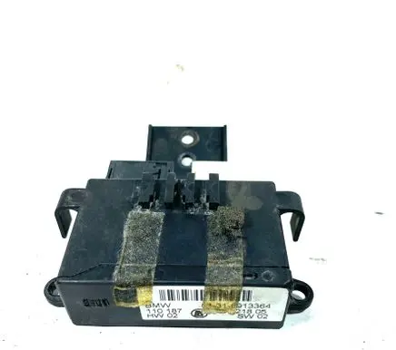 BMW 3 E46 Wing mirror control module 6913364 61356913364 61356916054