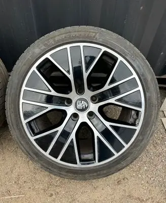 Porsche Taycan 9J1 R20 carbon fiber rim 