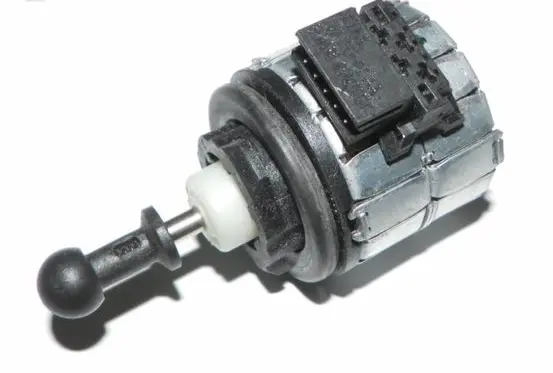 Volkswagen Golf Plus Headlight/headlamp 74775502 747755