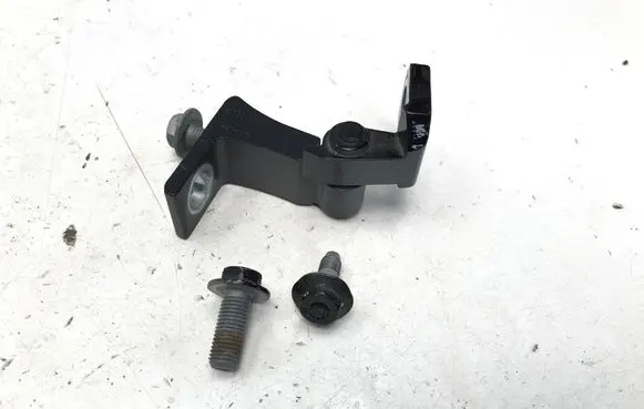 Chery 7 Front door upper hinge J606106012
