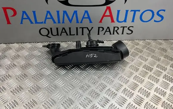Peugeot 3008 III Air intake duct part 9851983780