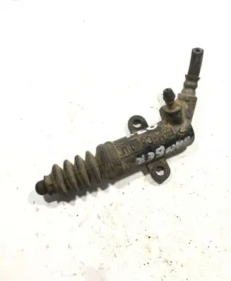 Clutch slave cylinder