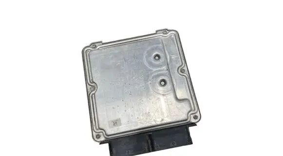 Volkswagen PASSAT B8 Engine control unit/module 04L907309P 0281031483