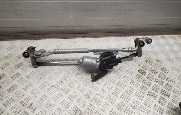 BMW X5 F15 Front wiper linkage and motor 7292653 729265308