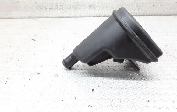 Breather/breather pipe/hose