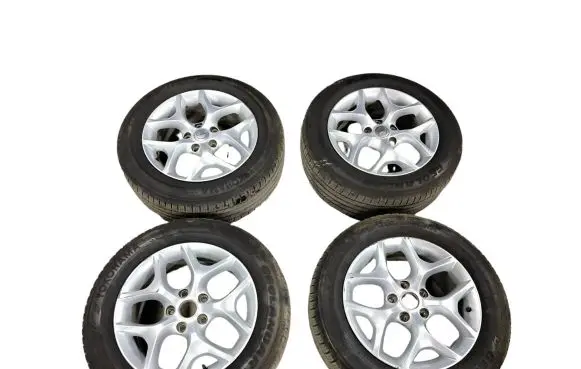Chrysler Pacifica R18 alloy rim 5RJ43TRMAB