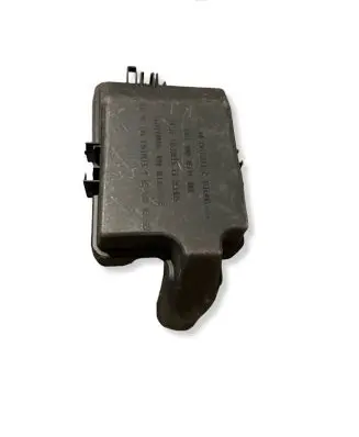 Volkswagen Caddy Fuse box set 69500167