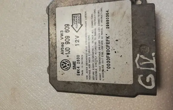 Volkswagen Golf IV Airbag control unit/module 1J0909609