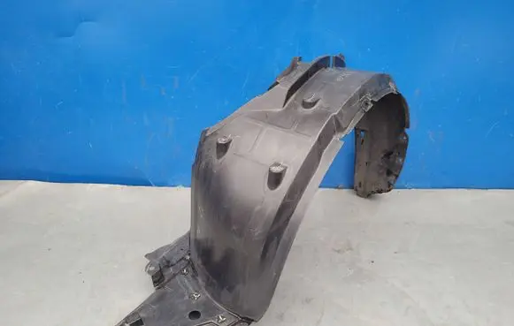 Nissan Micra Front arch 3HNL