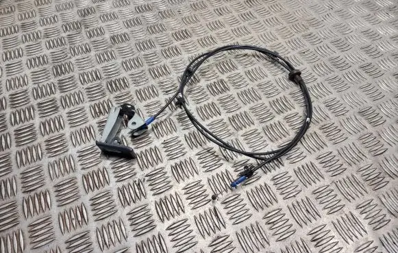 Honda CR-V Engine bonnet/hood lock release cable 