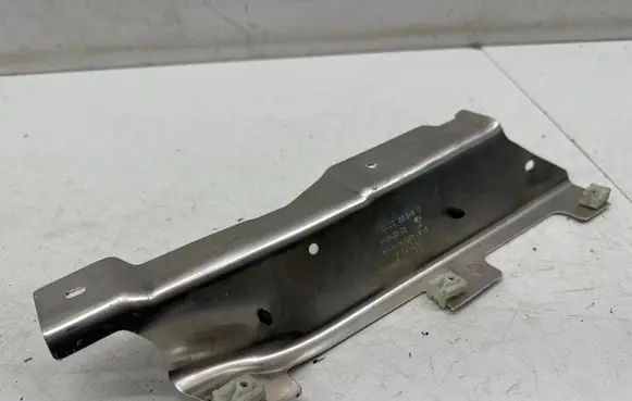 BMW X7 G07 Other under body part 5A08A23