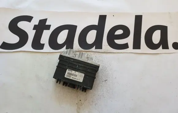 Volkswagen PASSAT B3 Engine control unit/module 8A0907311E 0261203196